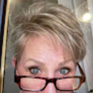 Meet your Posher, Cici